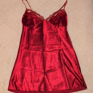 Elegant Red Lace Trim Satin Chemise